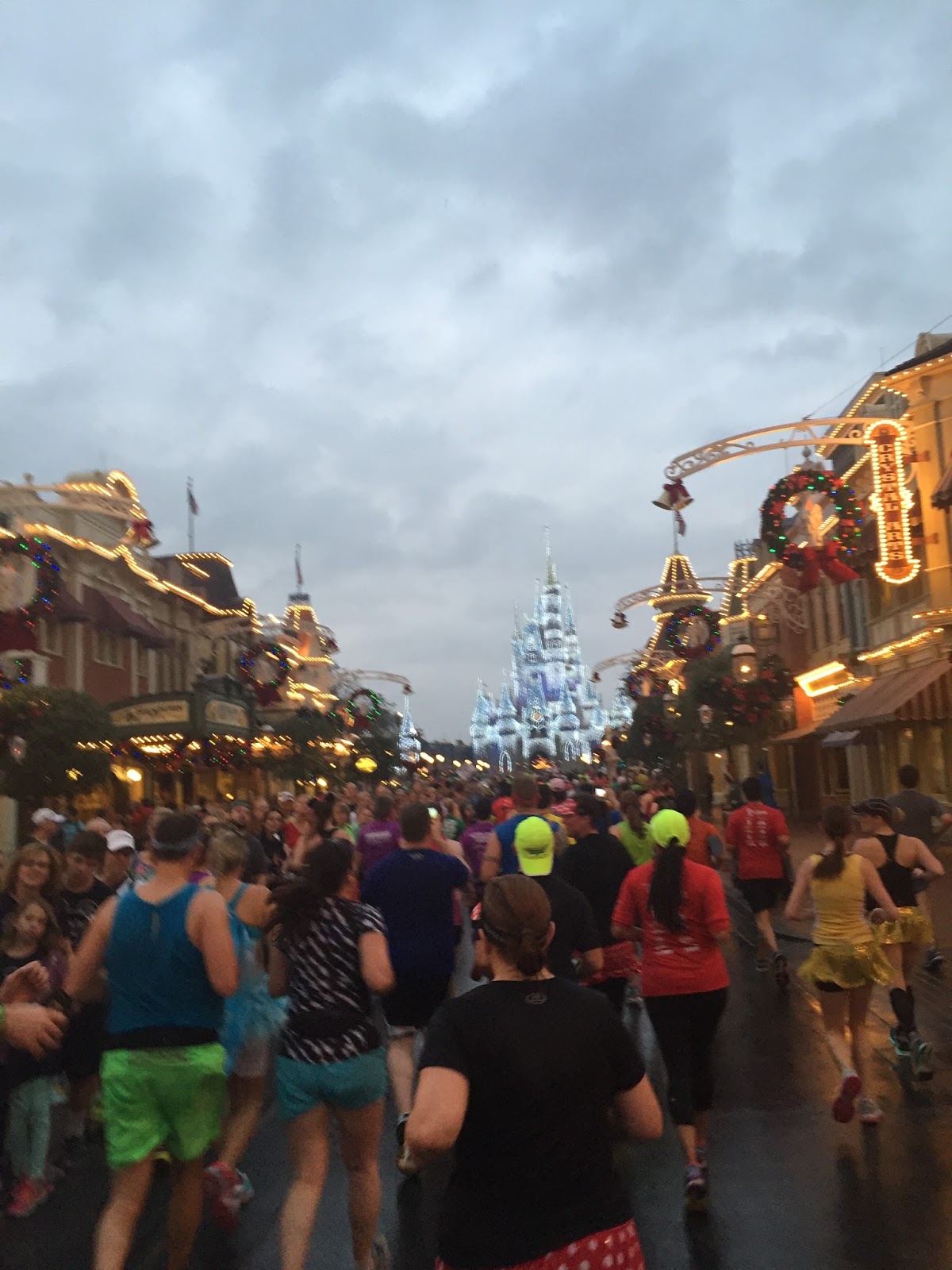 Dopey Challenge Mickey Marathon 2016 Magic Kingdom