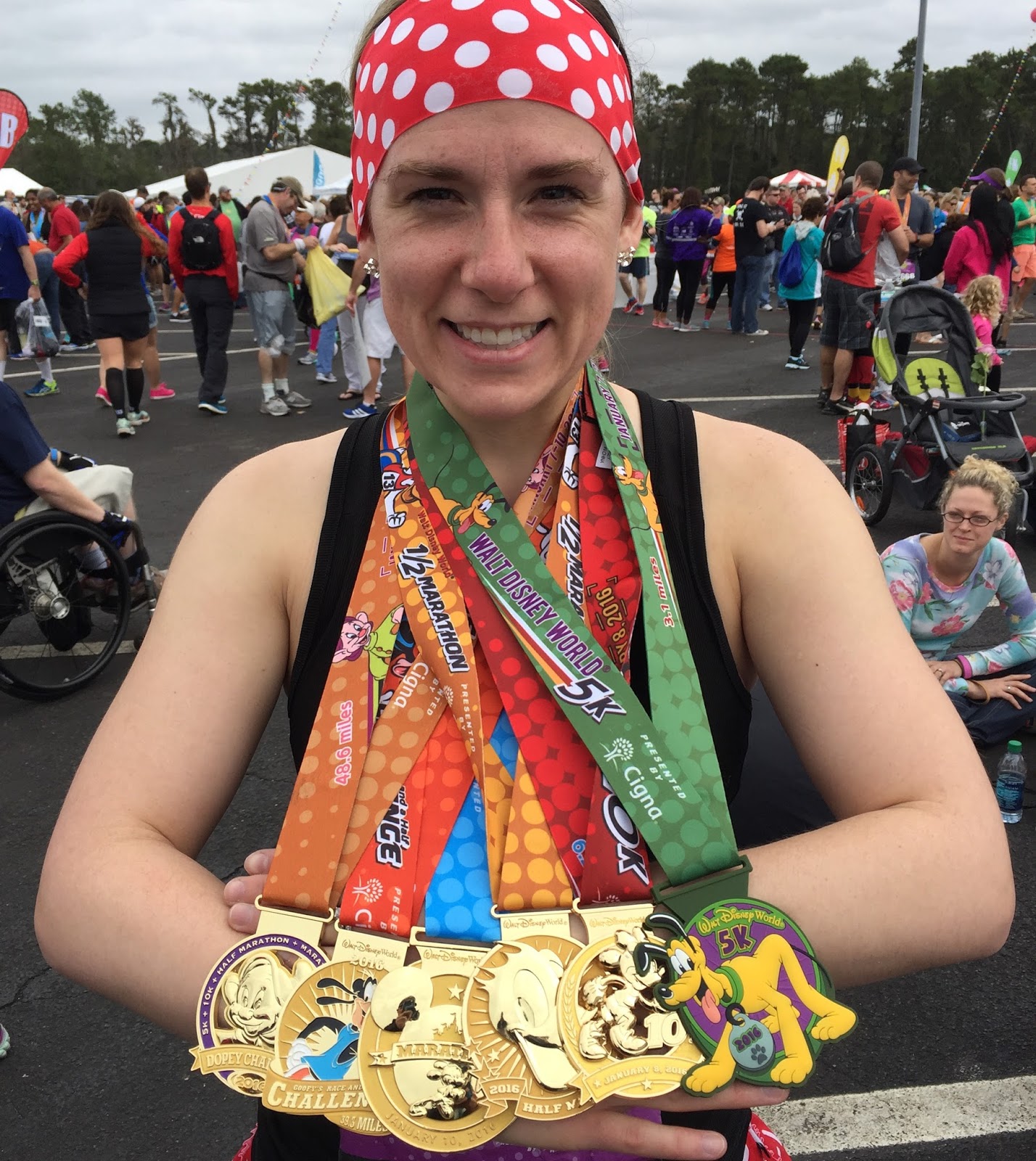 Dopey Challenge Mickey Marathon 2016 Dopey Finisher with 6 medals and 4 races
